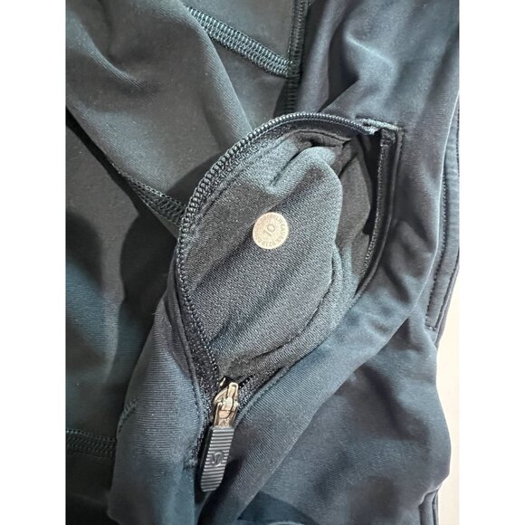 Lululemon Pace Rival Crop in Black - Picture 5 of 5